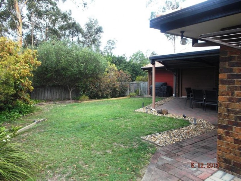 4 Kuranya Court, Arana Hills QLD 4054