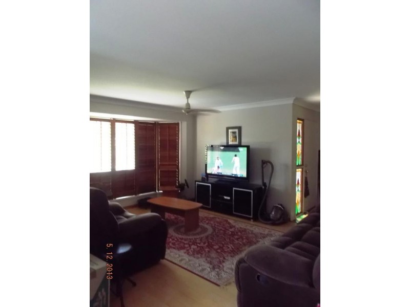 4 Kuranya Court, Arana Hills QLD 4054