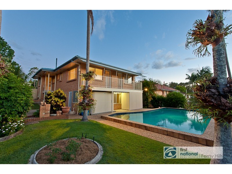 14 Eromba Crescent, Ferny Hills QLD 4055