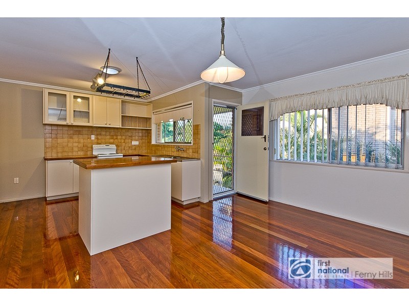 14 Eromba Crescent, Ferny Hills QLD 4055