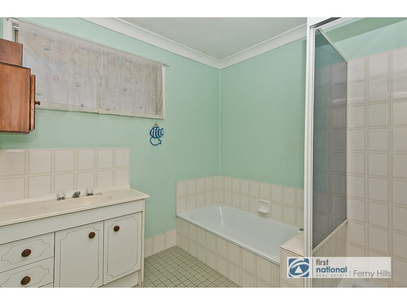 35 Tarnook Drive, Ferny Hills QLD 4055