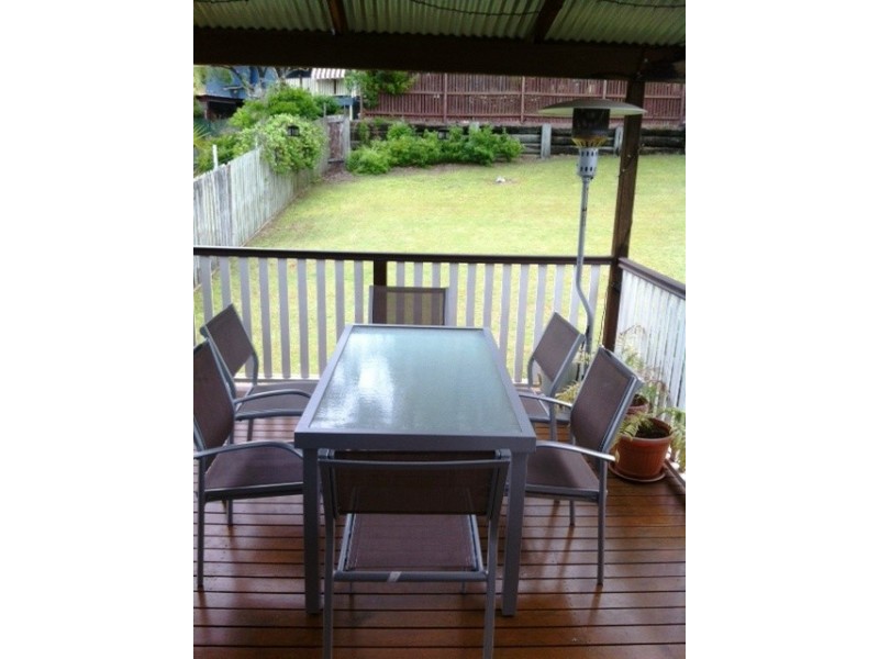 8 Tristania Street, Everton Hills QLD 4053