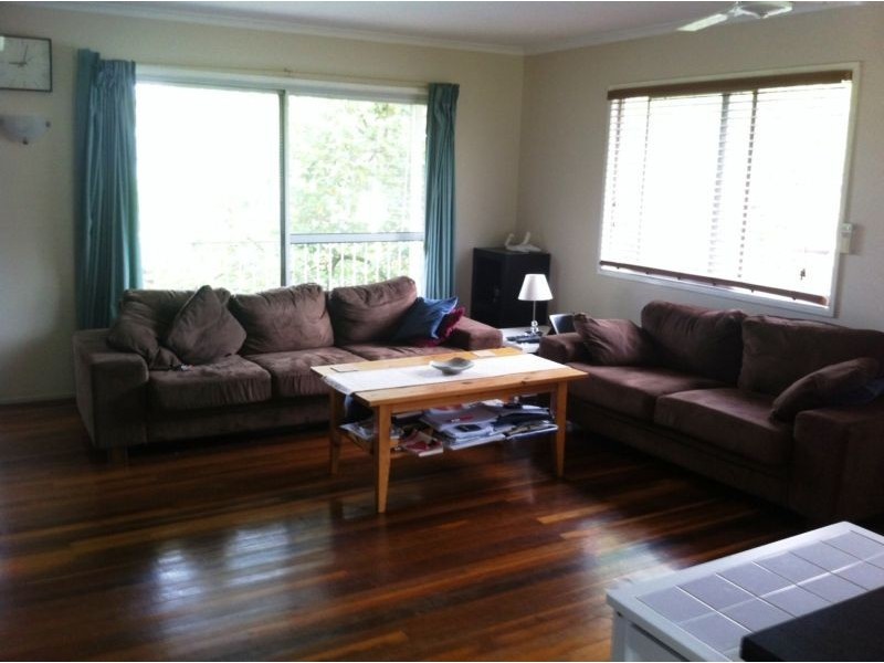 8 Tristania Street, Everton Hills QLD 4053