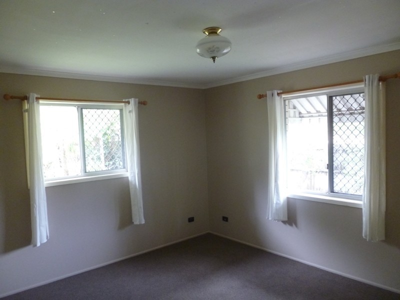 2 Cannow Street, Ferny Grove QLD 4055