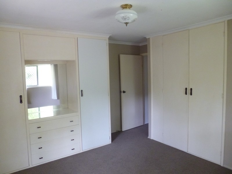 2 Cannow Street, Ferny Grove QLD 4055
