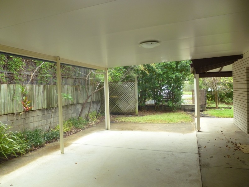 2 Cannow Street, Ferny Grove QLD 4055