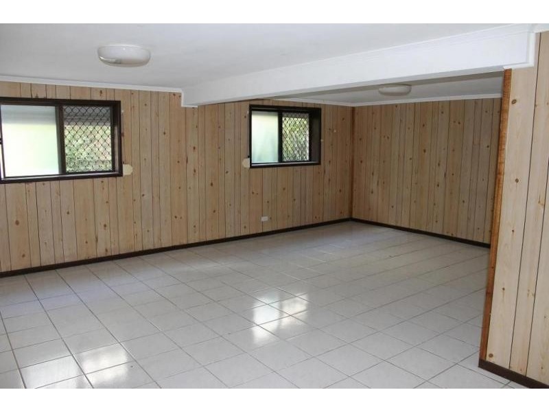 23 Ferny Way, Ferny Hills QLD 4055