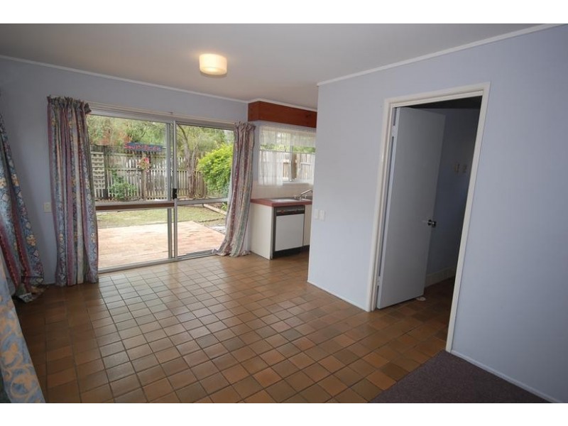 8/5 Bantry Place, Ferny Grove QLD 4055