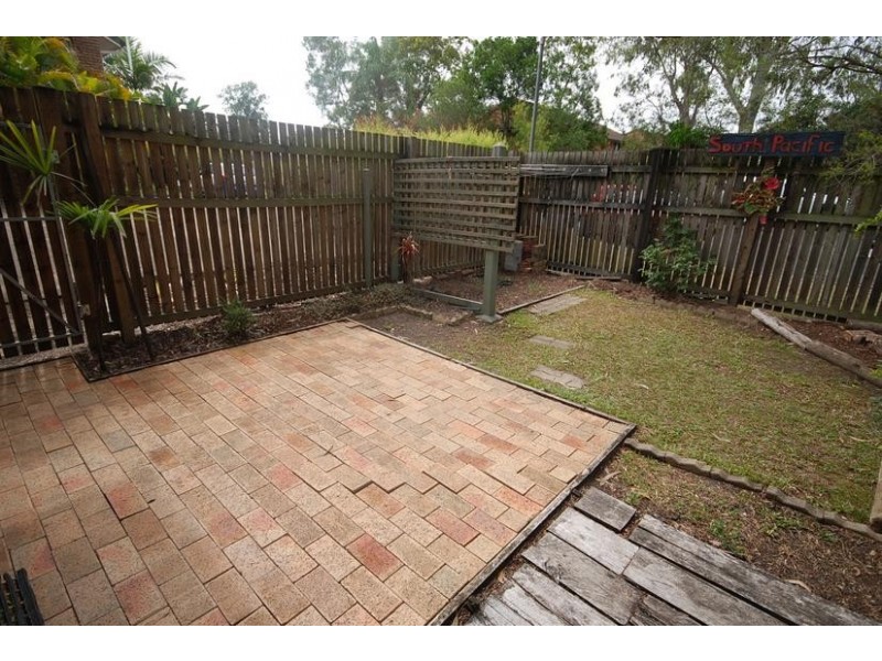 8/5 Bantry Place, Ferny Grove QLD 4055