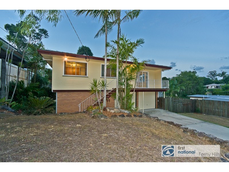 4 Burril Crescent, Ferny Hills QLD 4055