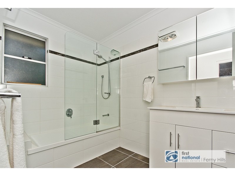 4 Burril Crescent, Ferny Hills QLD 4055