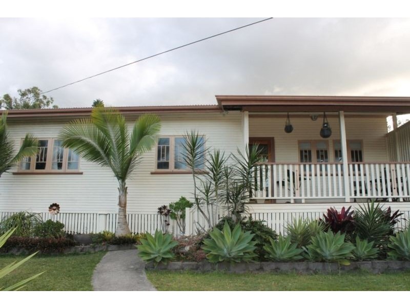 46 Leslie St, Arana Hills QLD 4054