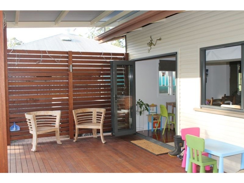 46 Leslie St, Arana Hills QLD 4054