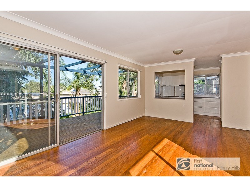 1129 South Pine Road, Arana Hills QLD 4054