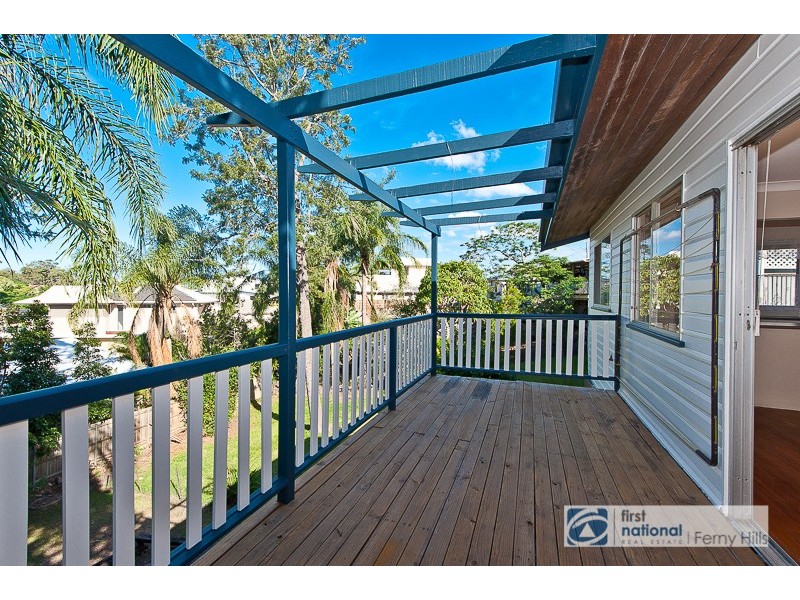 1129 South Pine Road, Arana Hills QLD 4054