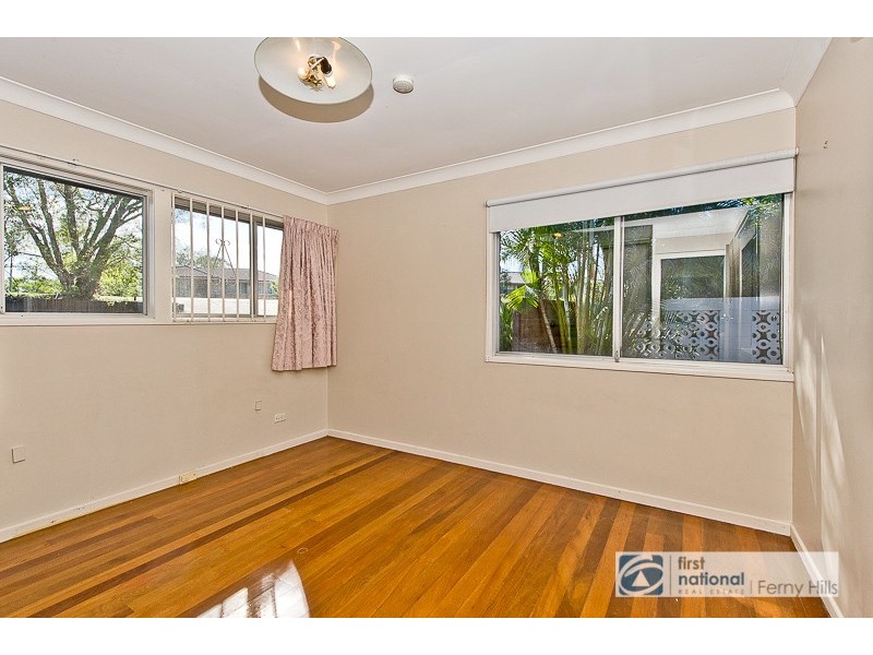 1129 South Pine Road, Arana Hills QLD 4054