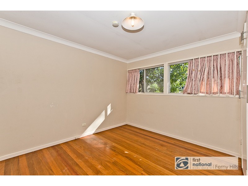 1129 South Pine Road, Arana Hills QLD 4054