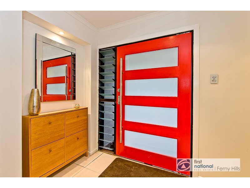 2 Barber Road, Ferny Hills QLD 4055