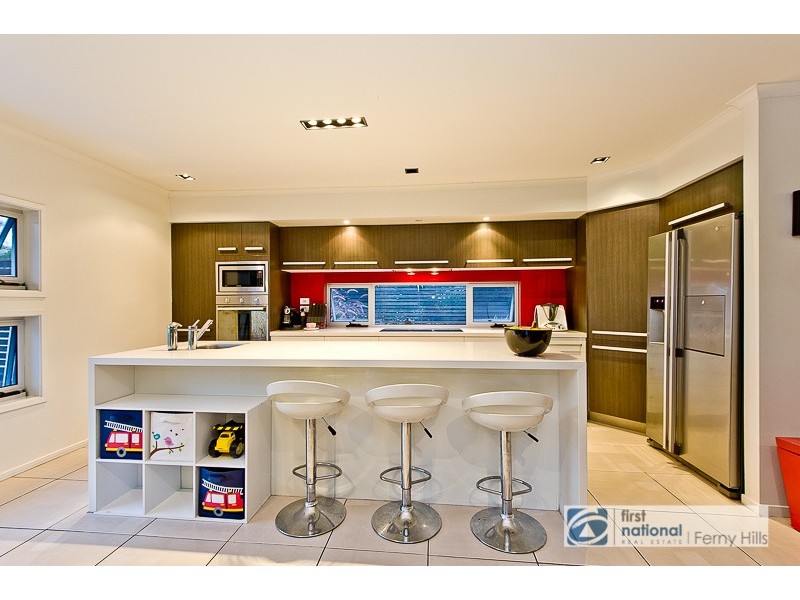 2 Barber Road, Ferny Hills QLD 4055