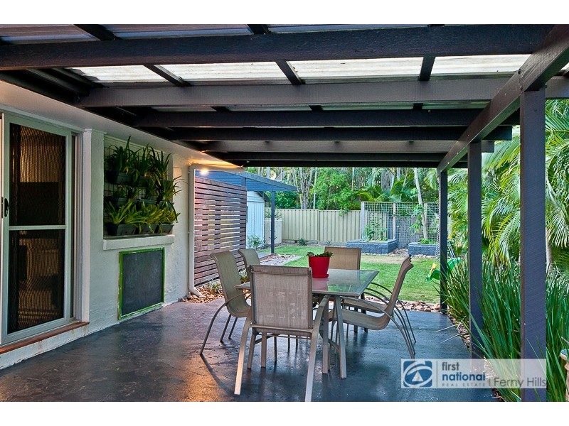 2 Barber Road, Ferny Hills QLD 4055