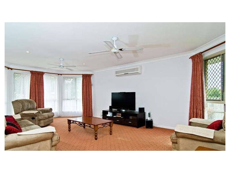 53 Wyellan Place, Upper Kedron QLD 4055