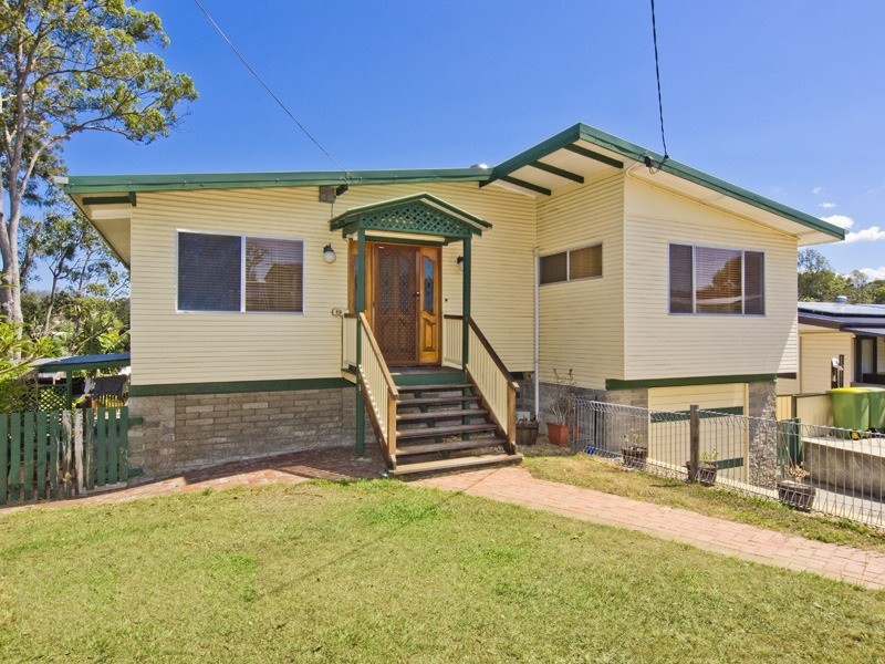 13 Dooloo Crescent, Ferny Hills QLD 4055