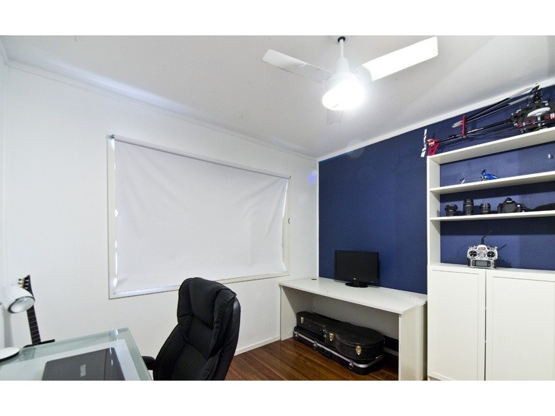 13 Dooloo Crescent, Ferny Hills QLD 4055