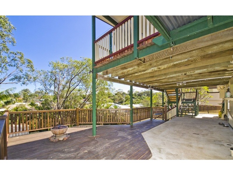 13 Dooloo Crescent, Ferny Hills QLD 4055