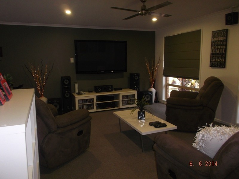 6 Leonarda Drive, Arana Hills QLD 4054