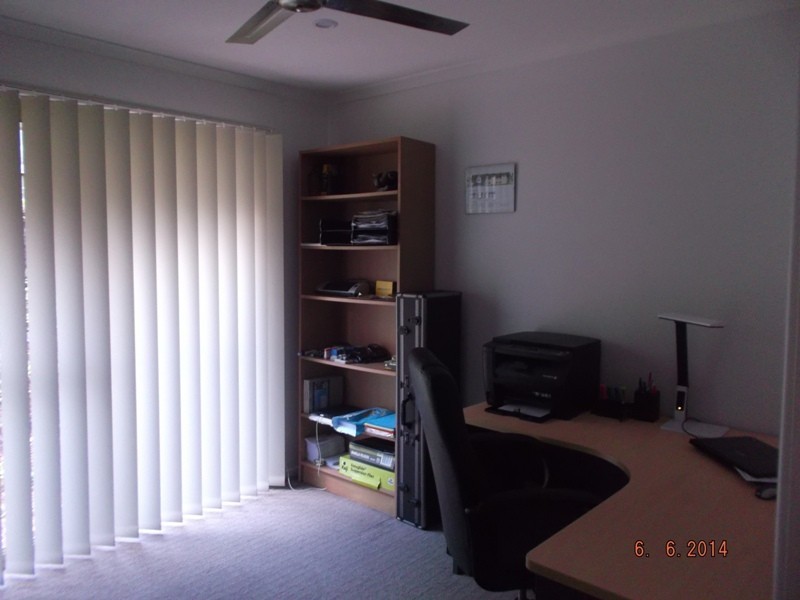 6 Leonarda Drive, Arana Hills QLD 4054