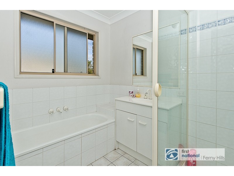 9 Warrigal Place, Arana Hills QLD 4054