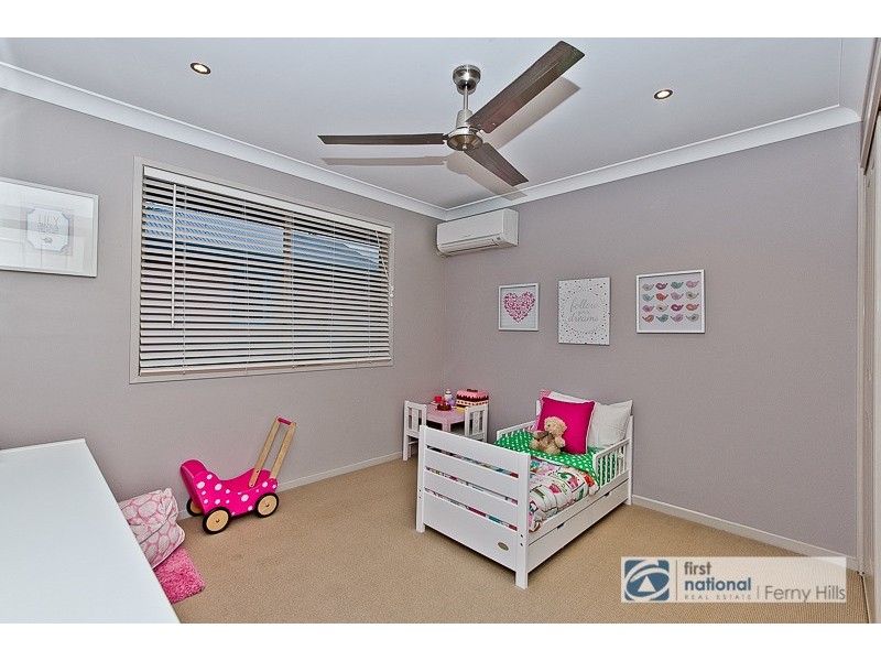 8 Glenkyree Close, Upper Kedron QLD 4055