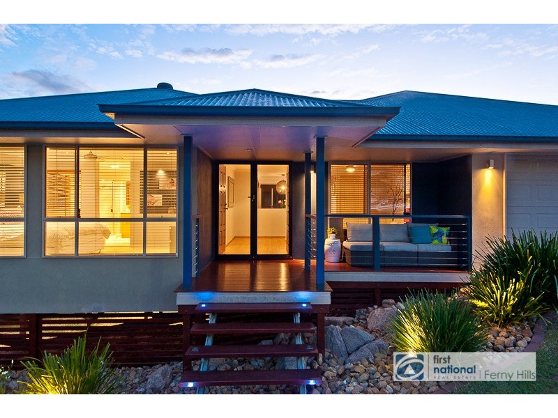 8 Glenkyree Close, Upper Kedron QLD 4055