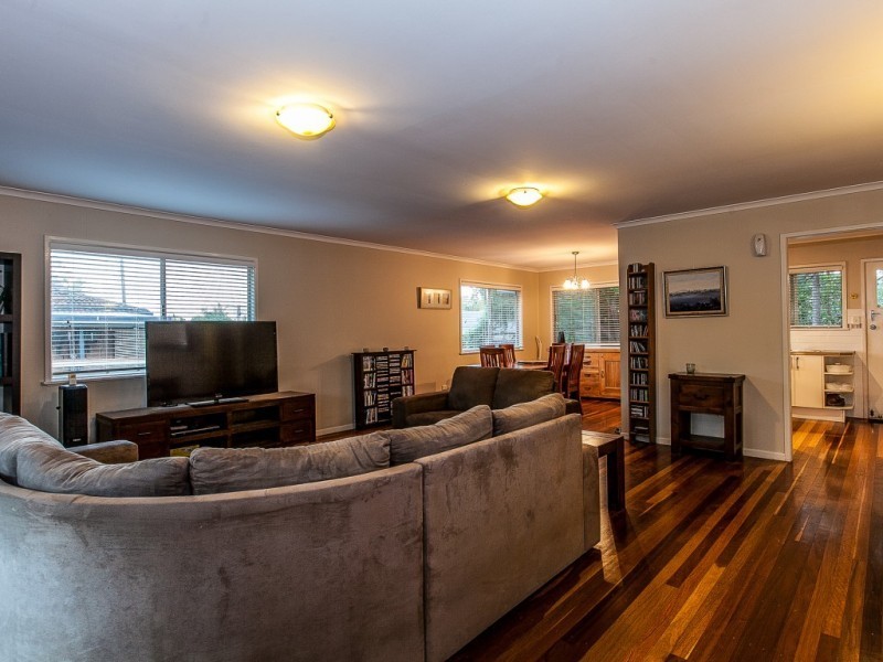 69 Joalah Crescent, Ferny Hills QLD 4055
