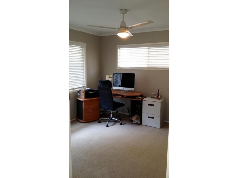 129 Olearia Street West, Everton Hills QLD 4053