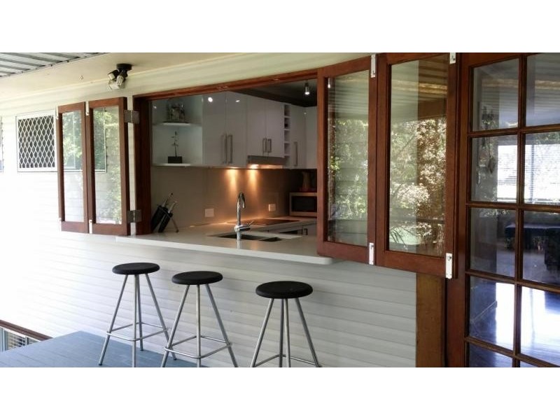 129 Olearia Street West, Everton Hills QLD 4053