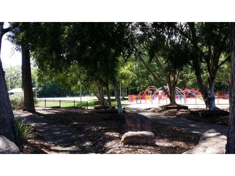 129 Olearia Street West, Everton Hills QLD 4053