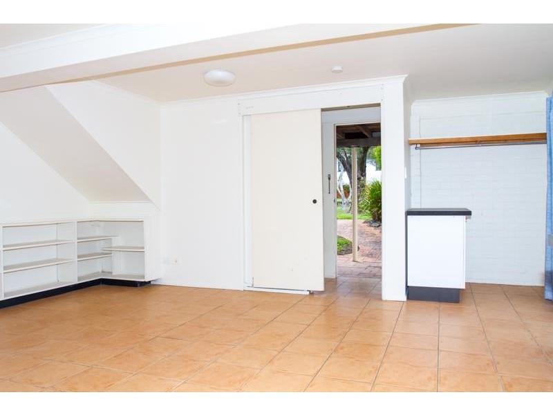 11 Dooloo Crescent, Ferny Hills QLD 4055