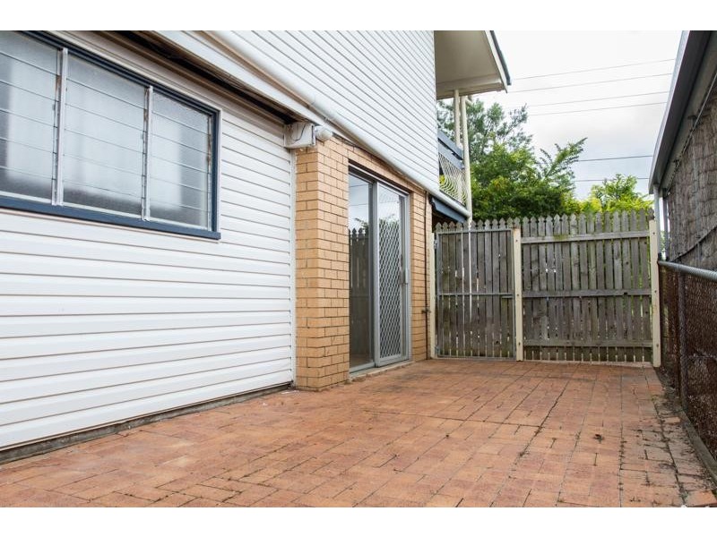 11 Dooloo Crescent, Ferny Hills QLD 4055