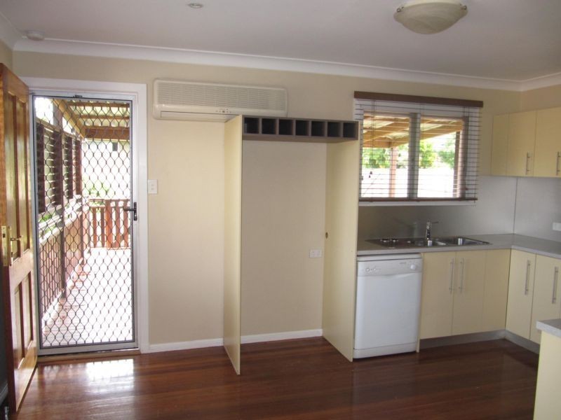 2 Carissa Street, Arana Hills QLD 4054