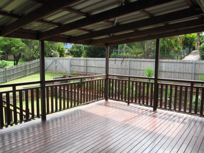 2 Carissa Street, Arana Hills QLD 4054