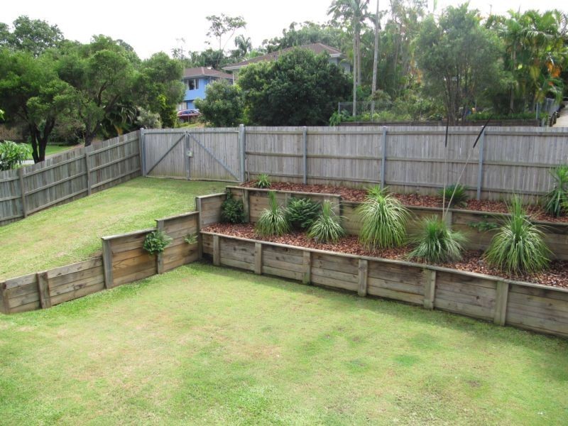 2 Carissa Street, Arana Hills QLD 4054