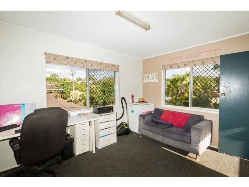 3 Dooloo Crescent, Ferny Hills QLD 4055