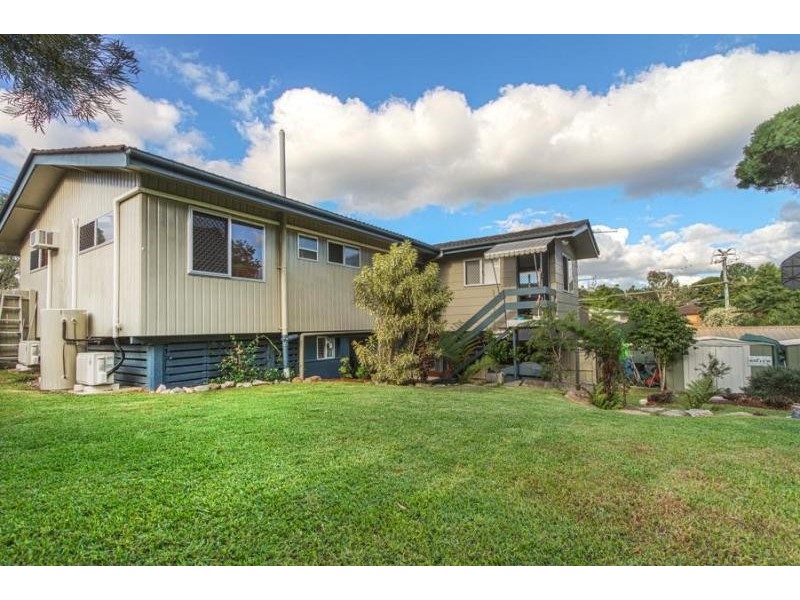 3 Dooloo Crescent, Ferny Hills QLD 4055