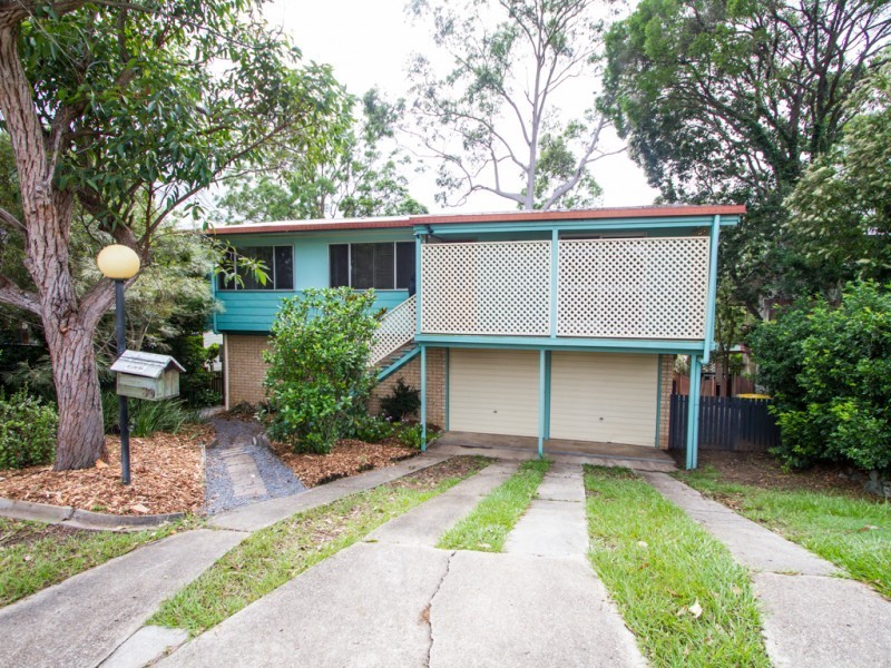 30 Hutton Road, Arana Hills QLD 4054