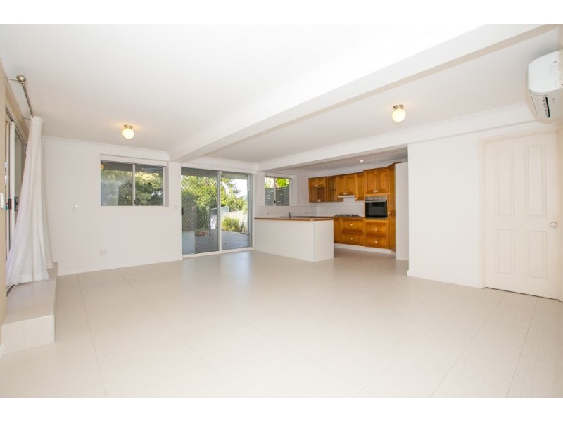 9 Danyo Crescent, Ferny Hills QLD 4055