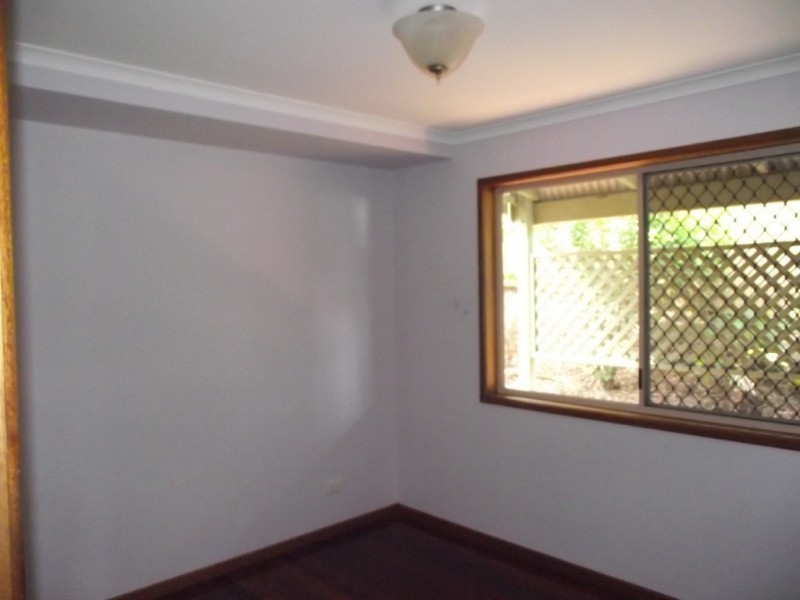 1131 South Pine Road, Arana Hills QLD 4054