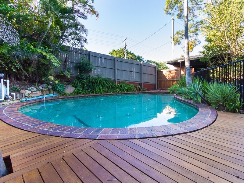 133 Plucks Road, Arana Hills QLD 4054