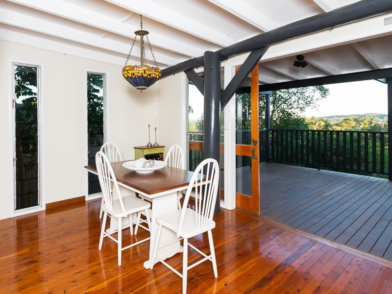 133 Plucks Road, Arana Hills QLD 4054