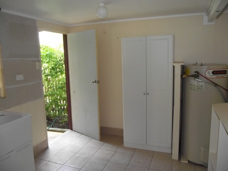 22 Menangle, Arana Hills QLD 4054